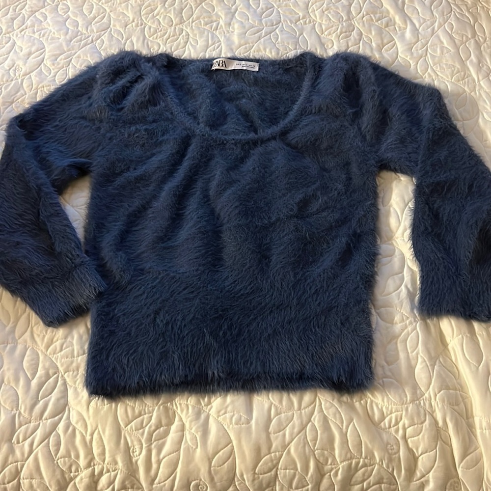 Zara blue sweater